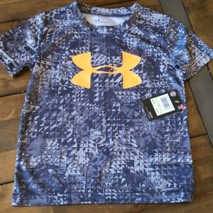 NWT Under Armour boys shirt